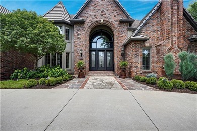 Stunning Renovated Brick Golf-View Estate on Hallbrook's 4th - photo 7