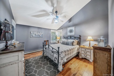 Beautifully maintained ranch built in 1992, offering comfort - photo 17