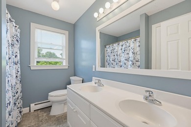 Tucked into one of Portland's most convenient locations, just - photo 17