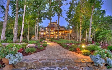 Set along the pristine shores of Lake Blue Ridge and just - photo 7