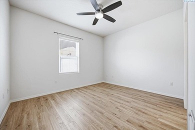 MLS# 292991 Beautifully maintained one-story townhome featuring - photo 23