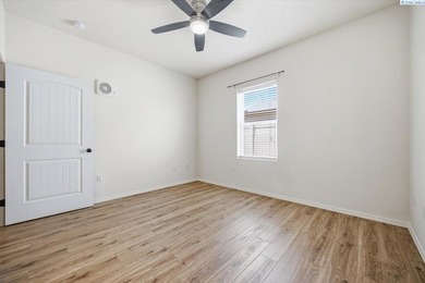 MLS# 292991 Beautifully maintained one-story townhome featuring - photo 24