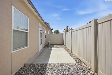 MLS# 292991 Beautifully maintained one-story townhome featuring - photo 28