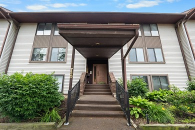 Lake Condo Sale Pending in Ypsilanti, Michigan