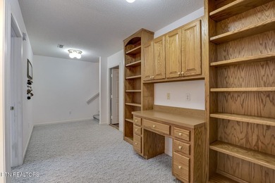 This beautiful, high-quality townhouse offers stunning Smoky - photo 33