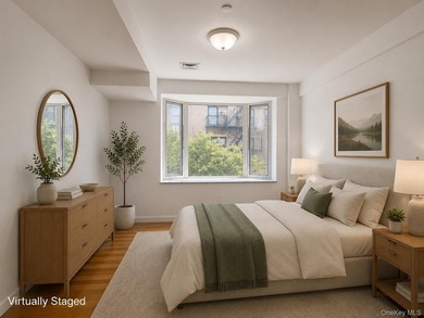 Welcome to this bright and well-maintained south-facing - photo 8