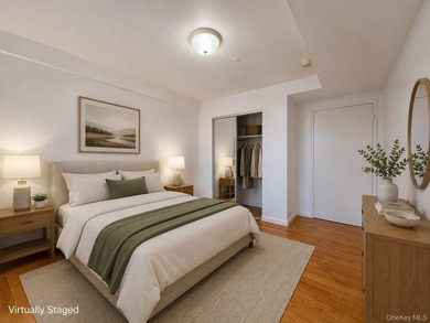 Welcome to this bright and well-maintained south-facing - photo 9