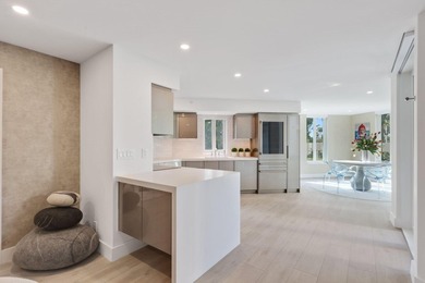 Exquisite, pet-friendly ground-floor walk-out residence in - photo 10
