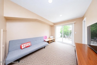 Welcome to 156 Jefferson Street, a well-located 2-bedroom - photo 14