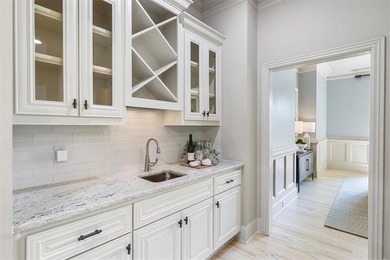 Gorgeous setting in The Manor Golf & Country Club, ideally - photo 16
