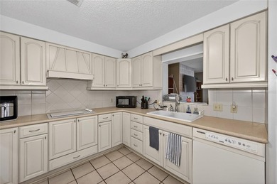 GRANDPARENTS, this is the house the grandkids want you to buy! - photo 17