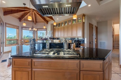 This luxurious 5,847 square-foot mountain and executive retreat - photo 21