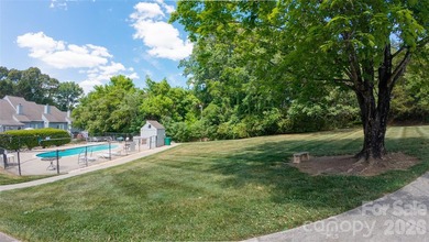 Renovated 2 bedroom, 2 bath townhome offering 1,200 square feet - photo 24