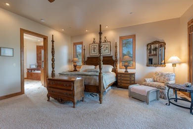 This luxurious 5,847 square-foot mountain and executive retreat - photo 26