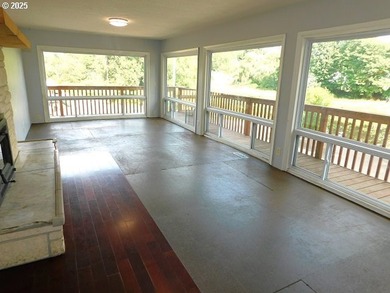 Step into the welcoming entryway, where gleaming hardwood floors - photo 7