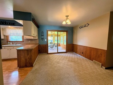 Well-maintained rambler offering 4+ bedrooms and 2.5 baths with - photo 11