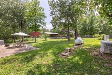 Still looking for that affordable lake house? This is it - photo 43
