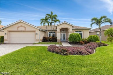 Stunning lakefront pool home in the remarkable gated community - photo 1