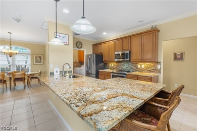 Stunning lakefront pool home in the remarkable gated community - photo 4
