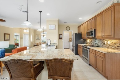 Stunning lakefront pool home in the remarkable gated community - photo 5