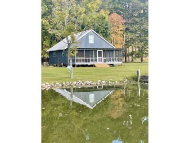 Lake Home For Sale in Pachuta, Mississippi