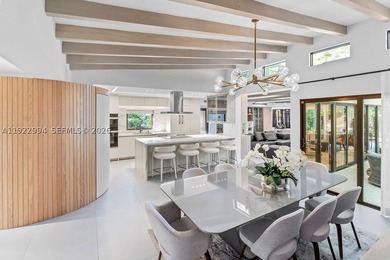 Experience a modern South Coconut Grove residence that perfectly - photo 19