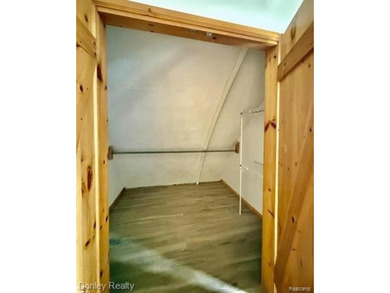 Unique home with tons of potential for really cool - photo 19
