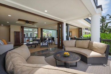 This oceanfront four-bedroom, four-bathroom residence within - photo 9
