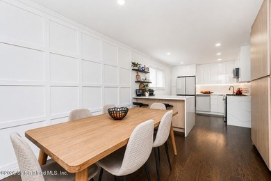 Welcome to this beautifully updated single-family townhouse in - photo 12