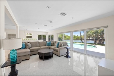 Ibis Isle Rare Offering Impeccably maintained and beautifully - photo 14