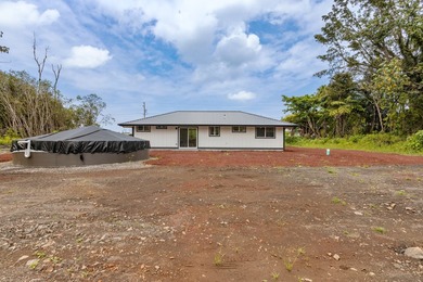 Discover modern island living in this brand new 3 bedroom, 2 - photo 4