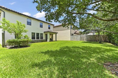 Welcome to 8899 Willow Cove Lane, a beautifully designed - photo 25