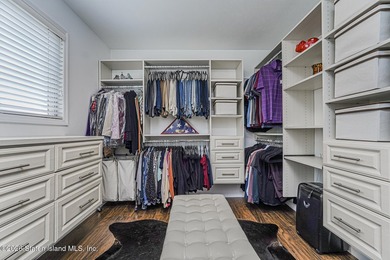 Welcome to this beautifully updated single-family townhouse in - photo 30