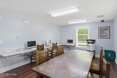 Secure housing before the fall semester! This first-floor - photo 34