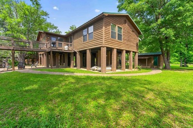 Experience refined waterfront living in the gated community of - photo 45