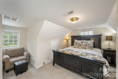 Set on a private .7-acre lot in North Asheville, this 3-bedroom - photo 21