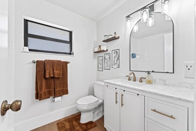 Welcome to this beautifully maintained 3-bedroom, 2-bathroom - photo 23