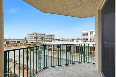 Magnificent Oceanfront living in beautiful Daytona Beach Shores! - photo 34