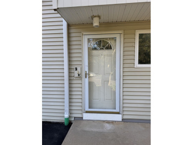 Lake Condo For Sale in New Hartford, Connecticut