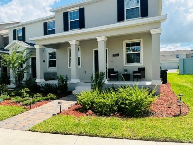 Lake Townhome/Townhouse For Sale in Saint Cloud, Florida