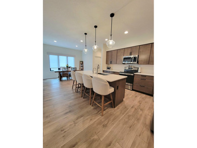 QUALITY CUSTOM BUILT HOME in 2022. THIS home is better than new - photo 11