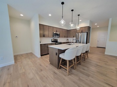 QUALITY CUSTOM BUILT HOME in 2022. THIS home is better than new - photo 12