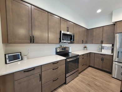QUALITY CUSTOM BUILT HOME in 2022. THIS home is better than new - photo 15