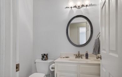 Nestled on a quiet cul-de-sac in prestigious Woodside Plantation - photo 20