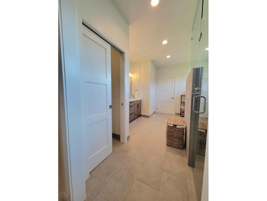 QUALITY CUSTOM BUILT HOME in 2022. THIS home is better than new - photo 22