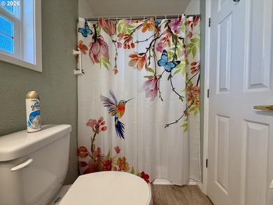 EXCELLENT CONDITION! 1984, 924 sq ft 2 bed, 2 bath manufactured - photo 23