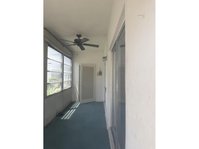 Great corner unit in a 55+ community close to beautifu Lake - photo 9