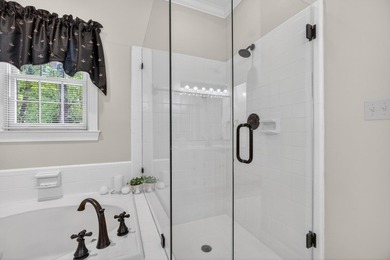 Nestled on a quiet cul-de-sac in prestigious Woodside Plantation - photo 36
