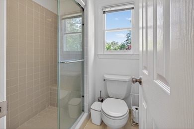 Nestled on a quiet cul-de-sac in prestigious Woodside Plantation - photo 42