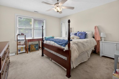 Nestled on a quiet cul-de-sac in prestigious Woodside Plantation - photo 45
